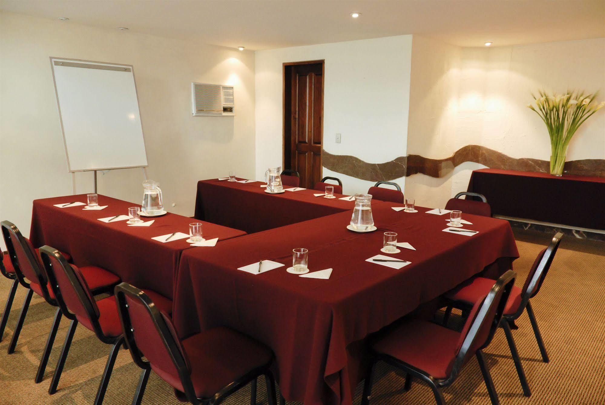 J&A Classic Hotel Lima Exterior photo A meeting room at the hotel
